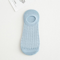 Ventes directes d'usine en gros maille creuse dames chaussettes de climatisation respirant femmes bateau chaussettes dentelle chaussettes invisibles