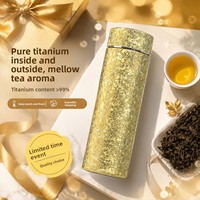 Tasse isotherme portable en titane pur à double paroi, style minimaliste moderne et professionnel, 500 ml, avec infuseur à thé intégré