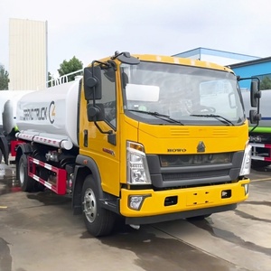 Camion-citerne à eau de 10 000 litres, chariot à eau de 10 tonnes, chariot d'arrosage, camion polyvalent haute capacité pour la distribution d'eau - Product Image 1