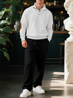Ensemble assorti automne pour homme : pull jacquard à col montant en maille côtelée et pantalon décontracté