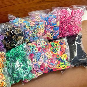 Paquete de 500 Coleteros Elásticos para Bebés, Lindos Coleteros de Goma para Niñas - Product Image 1