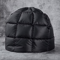 Bonnet d'hiver rayé 7 panneaux en tissu nylon rembourré de duvet d'oie, imperméable et coupe-vent, idéal pour le camping