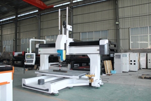 Máquina Router CNC de 5 Ejes 2030 ATC para Tallado y Escultura 3D en Madera, Fabricada en China - Product Image 2