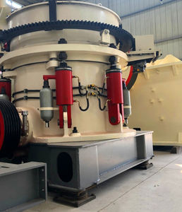 Concasseur à cône hydraulique multicylindre durable de Chine avec boîte de vitesses PLC, moteur de pompe et roulement d'engrenage pour engins de construction - Product Image 2