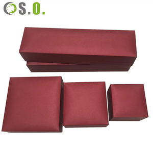 Caja de Regalo de Boda de Papel Imitación Cuero Roja de Alta Calidad al por Mayor, Caja de Joyería Personalizada para Empaque de Joyas - Product Image 4
