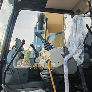 Excavatrice sur chenilles Caterpillar 320GX d'occasion, très demandée, 20 tonnes, avec boîte de vitesses, pompe et moteur. - Product Image 3