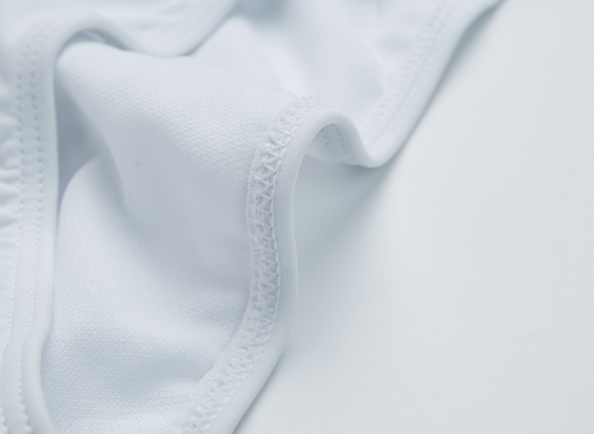 Wholesale 2022 solid white fashion swimsuit beach wear