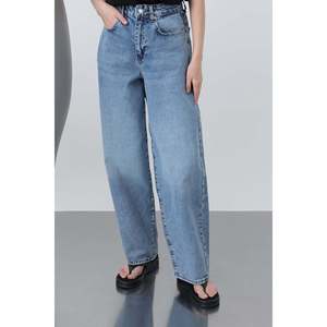 Pantalones Vaqueros Azules Holgados para Mujer, Marca Soul - Jeans de Pierna Ancha Cómodos para un Estilo Urbano Informal - Moda Moderna para el Día a Día - Product Image 3