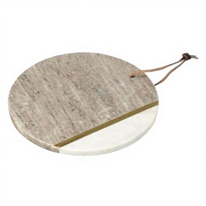 Blocs à découper en incrustation de laiton en marbre blanc de qualité supérieure Planche à découper en marbre et en bois durable et élégante pour une utilisation en cuisine - Product Image 1
