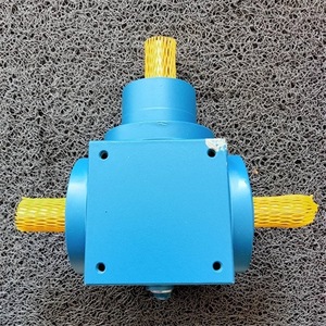 Caja de Cambios ZF 2K300GA, Nueva Pieza de Repuesto Industrial para Reparación Mecánica, Hecho en Alemania - Product Image 2