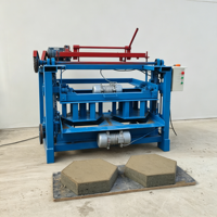 Machine manuelle de fabrication de briques creuses avec une structure simple pour les petits fabricants de briques