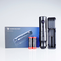 Thunderlord Power K6016 fabriqué par un pistolet à tatouer Biomaser avec une machine à tatouer sans fil à double batterie