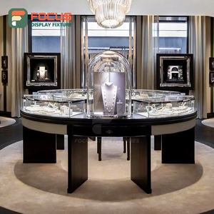 Mostrador de Joyería de Vidrio Premium, Vitrina de Madera para Joyería con Luz LED, Exhibición Moderna de Lujo de Alta Gama para Pulseras - Product Image 5