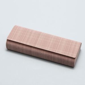 Estuche para Gafas de Sol Portátil Retro al por Mayor, Resistente a la Presión, con Tela a Rayas y Cuero PU Duro - Product Image 6