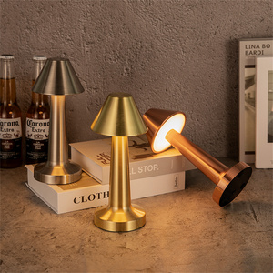 <span class=keywords><strong>Lampada</strong></span> da Tavolo Dimmerabile Senza Fili Zafferano <span class=keywords><strong>Poldina</strong></span> <span class=keywords><strong>LED</strong></span> per Hotel e Ristoranti, Ricaricabile - Product Image 5