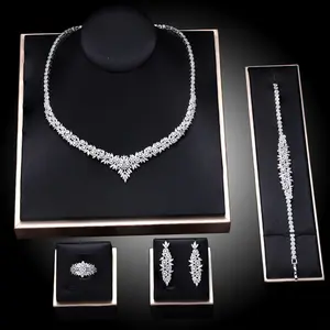 Vendita all'ingrosso 925 argento box set-• Hong kong impostazione gioielli set di gioielli set di gioielli da sposa in argento set lungo