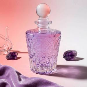 Luxury Vintage Embossed Glass <b>Reed</b> <b>Diffuser</b> Set For Modern Home Decor Wholesale Private Label Premium Royal Crest Relief - Product Image 1