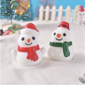 <span class=keywords><strong>Feliz</strong></span> <span class=keywords><strong>Navidad</strong></span> decoración Santa Claus Reno muñeco de nieve figuras figurita Micro paisaje accesorios para el hogar Jardín de hadas en miniatura - Product Image 3