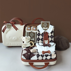 Venta al por mayor de fábrica/OEM: Caja de regalo para bebé, conjunto de varias piezas de algodón estilo retro británico para niño, tratamiento suavizante, otoño - Product Image 2