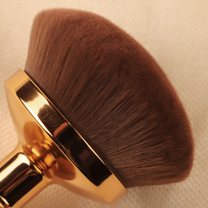 Pinceau à poudre en forme de champignon, 3 cm, poils synthétiques, grande taille, pour l'application sur le fard à joues, le corps et le cou - Product Image 2