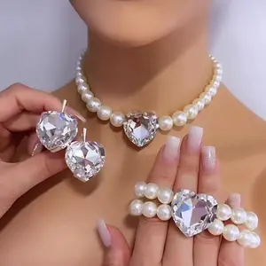 New love-shaped glass diamond earrings and necklace combination set women's imitation pearl accessories bridal jewelry