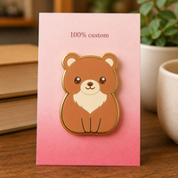 Badge personnalisé OEM en émail dur plaqué or, motif ours Kawaii, crème, dessin animé animal, marron, en métal, pour revers de veste