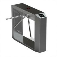 Barrière piétonne à trois bras avec contrôle d'accès par cartes RFID pour centres de fitness, porte tournante trépied anti-pincement, protection IP33