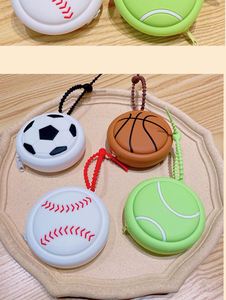Nueva Bolsa de Almacenamiento Mini de la Serie Deportiva, para Balón de Fútbol, Balón de Tenis, Monedero de Silicona, Bolsa Casual para Auriculares, Colgante, Pequeño Regalo, China - Product Image 6