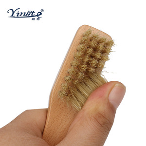 Cepillo para zapatos Yinste de madera maciza con cerdas de cerdo para limpiar y pulir cuero - Product Image 4