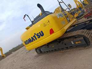 Excavatrice hydraulique Komatsu PC240-8 2022, 25 tonnes, type chenille, 100% prête, d'origine japonaise, haute qualité, moteur EPA, boîte de vitesses 90% neuve - Product Image 4