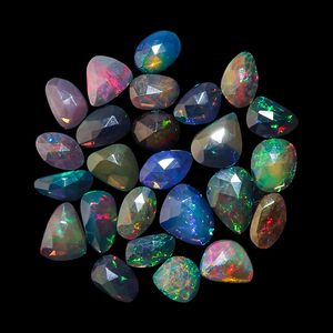 พลอยโอปอลสีดำ GEMKORA รูปทรงโรสคัท ขัดเงา ธรรมชาติ แบบเหลี่ยมเพชรพลอย สำหรับทำเครื่องประดับ - Product Image 2