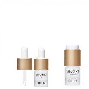 Ampolla Iluminadora y Blanqueadora con Vitamina C Estabilizada y Ácido Hialurónico, Recuperación de la Luminosidad de la Piel Opaca, No Grasosa, Cuidado Profesional de la Piel - Product Image 1