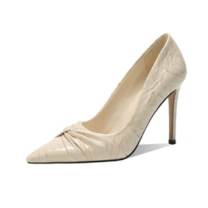Escarpins de luxe Moncheer pour femme, à bout pointu, brillants, plissés, à talon aiguille, élégants, pour le bureau, la soirée, chaussures tendance - Product Image 2