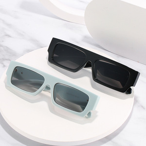 Nouvelles Lunettes <span class=keywords><strong>de</strong></span> <span class=keywords><strong>Soleil</strong></span> Carrées <span class=keywords><strong>de</strong></span> Luxe Surdimensionnées Sans Monture, Design Vintage <span class=keywords><strong>avec</strong></span> Chaîne en Alliage, pour Femmes – Vente en Gros - Product Image 6