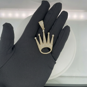 Colgante de corona unisex de lujo, elaborado con oro genuino de 9 quilates y diamantes CVD cultivados en laboratorio de 4-5 quilates de primera calidad, joyería de moda. - Product Image 1