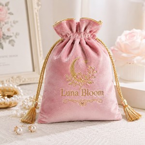 Pochette cadeau en velours personnalisée de luxe avec logo et pompon doré pour bijoux, bougies, parfums, emballage de <span class=keywords><strong>mariage</strong></span> - Product Image 1