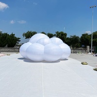 Offre Spéciale : Ballon Nuage Géant Gonflable avec Peluche Souriante / Nuage Commercial Gonflable Lumineux en Tissu Oxford à Suspendre