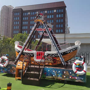 <span class=keywords><strong>Bateau</strong></span> à bascule en fibre de verre durable pour parc d'attractions extérieur, <span class=keywords><strong>bateau</strong></span> <span class=keywords><strong>pirate</strong></span>, couleur personnalisée, capacité 500 kg - Product Image 1