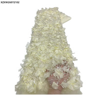 Magnifique tissu en dentelle française brodé de fleurs rouges, avec des paillettes, des perles et des appliques de fleurs 3D, pour robe de mariée