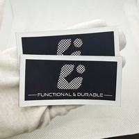 Étiquettes personnalisées en gros avec impression couleur intégrale pour fabricants de vêtements, uniformes, marques de mode et accessoires