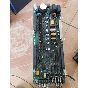 Controlador de Accionamiento MR-S12-40A-E01 Usado en Buen Estado MR-S12-40A-E01 MR-S12-40A-E01 Accionamiento Usado en Buen Estado MR-S12-4 - Product Image 1