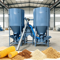 Mélangeur-broyeur vertical robuste, corps en acier épaissi, équipement industriel pour l'alimentation du bétail