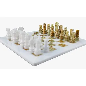 कारखाना आधुनिक सजावटी रंगीन यूरोपीय संगमरमर शतरंज सजावट टुकड़े शतरंज बोर्ड सेट