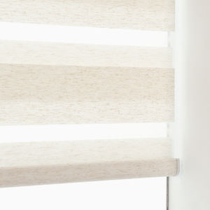 Stores enrouleurs zébrés occultants de style naturel, motorisés, avec télécommande Wifi, stores électriques zébrés pour fenêtres - Product Image 6