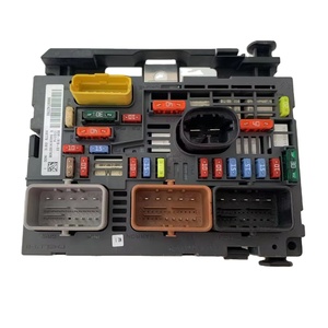 Caja de Fusibles Original de 12V para Citroën C5 Peugeot 3008 Bonnet 9809742780 9664705980 9667044980 BSM R02=R19 Nueva Condición - Product Image 2
