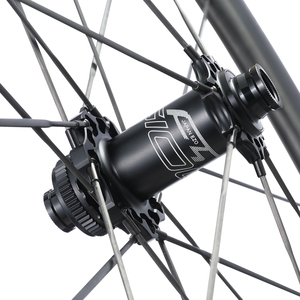 Juego de ruedas de bicicleta de carretera con freno de disco de cubo de aluminio, delantero, 2 traseros, 4 rodamientos sellados, Toray T800, llanta de fibra de carbono, 45mm de profundidad, Rojo - Product Image 6