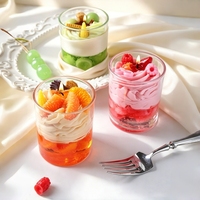 Luxe geurkaarsen met realistische fruittoppings en zoete, ontspannende kaarsen in dessert-stijl voor een gezellige huisdecoratie