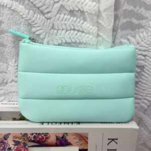 Bolsa de Cosméticos Acolchada de Neopreno con Logotipo 3D Personalizado, Bolsa de Maquillaje Impermeable, Bolsa de Belleza con Burbujas, Bolsa de Almacenamiento para Cuidado de la Piel y Artículos de Aseo - Product Image 3