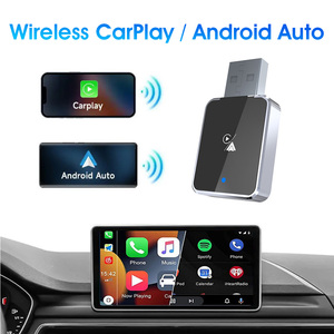 อะแดปเตอร์ CarPlay ไร้สายสำหรับโรงงานแบบมีสายปลั๊กแอนด์เพลย์เชื่อมต่ออัตโนมัติดีไซน์โลหะขนาดเล็กพร้อมสาย USB-A และ USB-C - Product Image 3