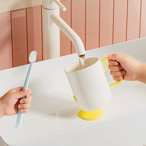 Travel Toothbrush Cup Set Foldable Plastic Mouthwash Cup With Handle For Bathroom And Dormitory Use - Product Image 3